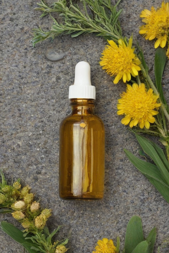Helichrysum Oil