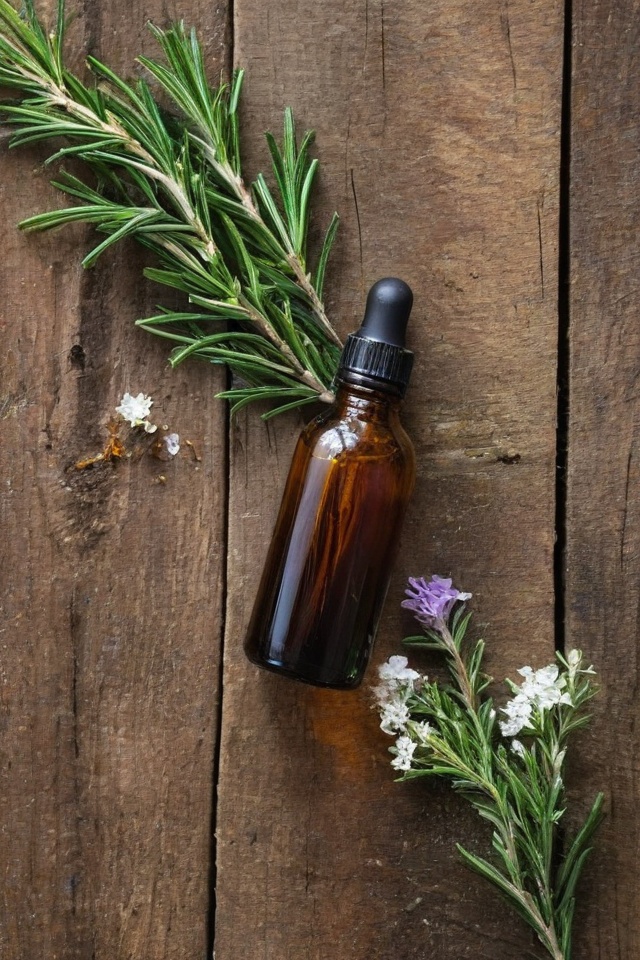 Rosemary Essential Oil