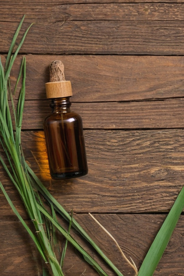 Vetiver Essential Oil