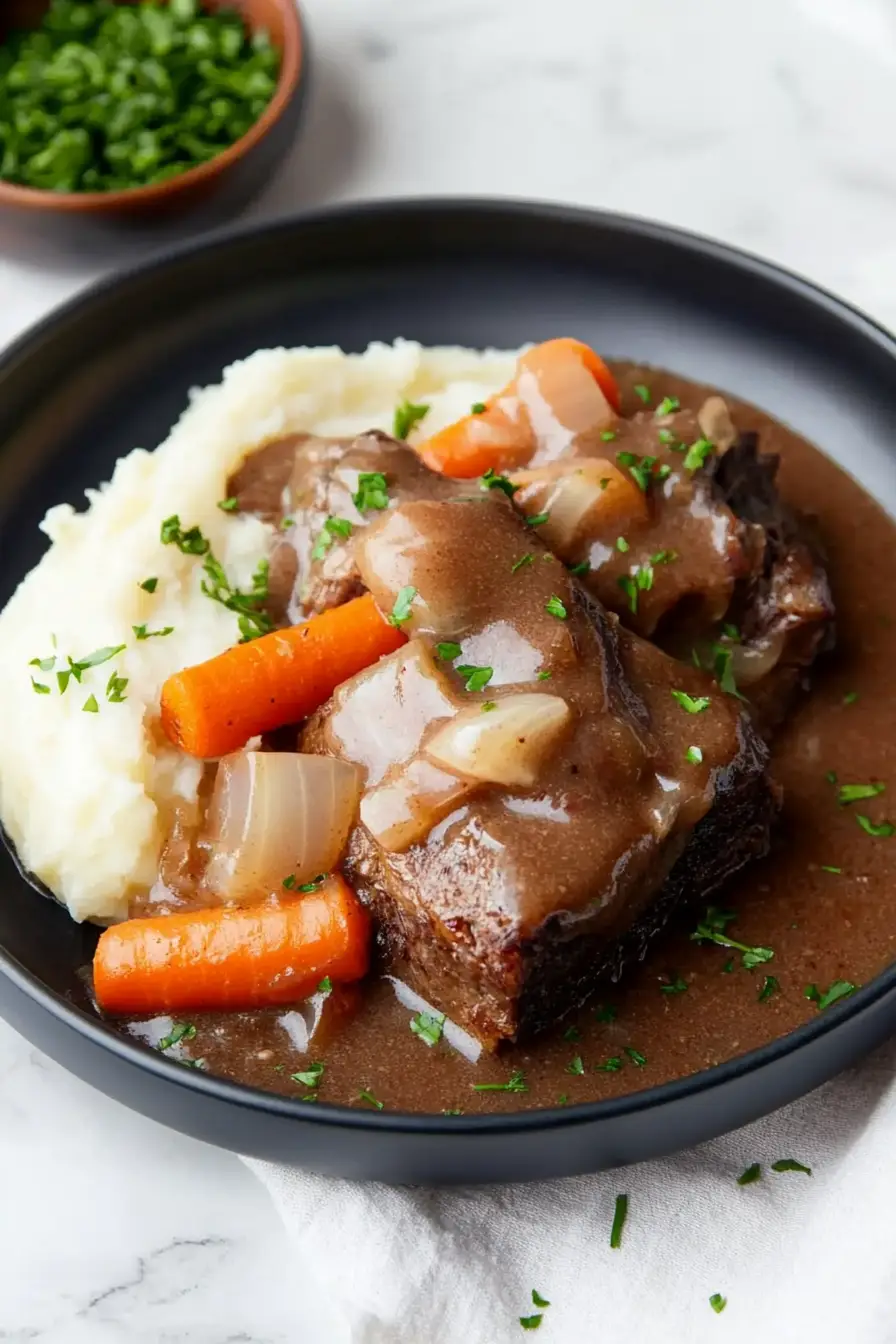 Juicy Slow Cooker Short Ribs