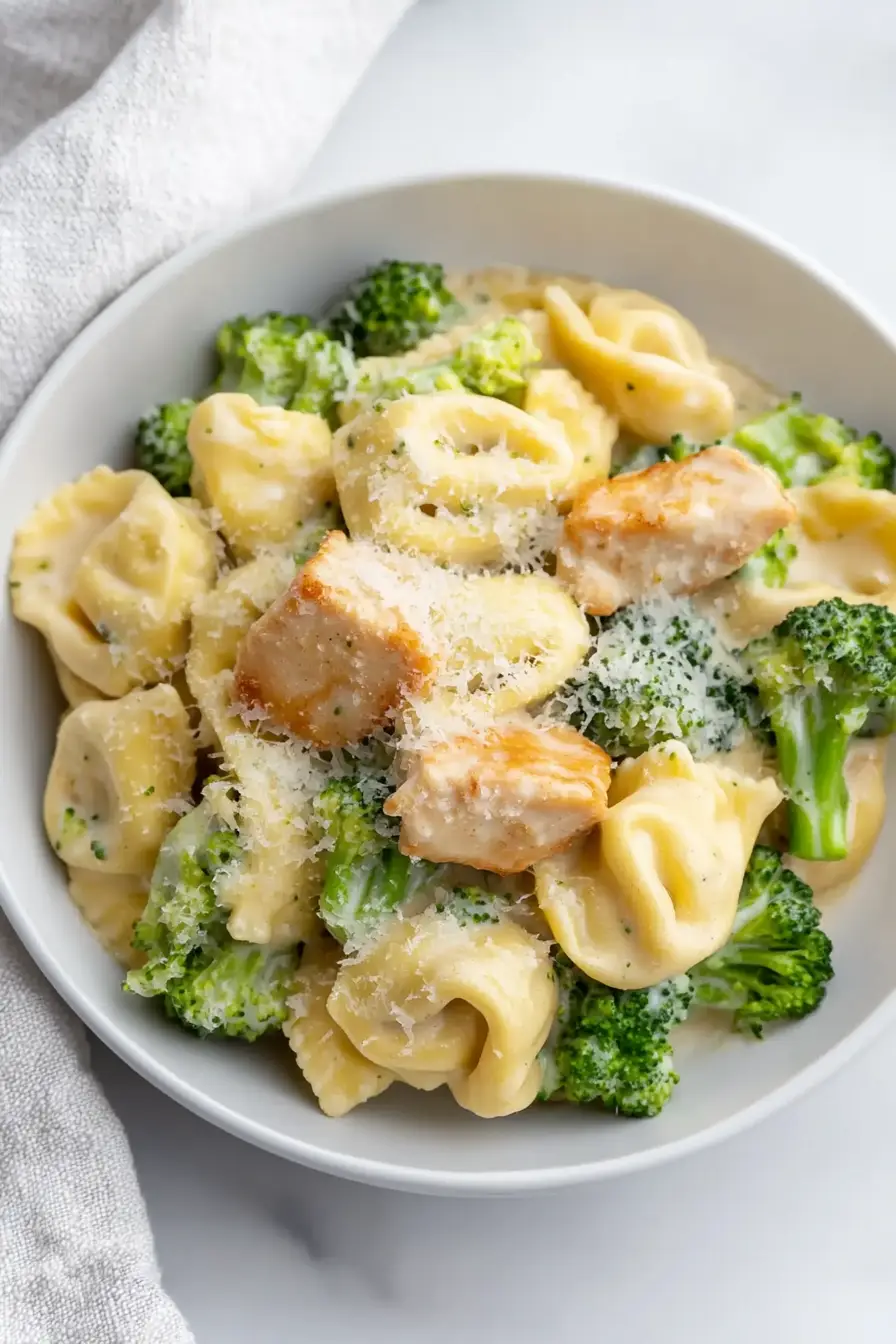 Juicy Chicken Broccoli Tortellini