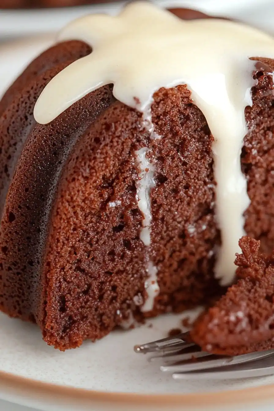 Quick Bundt Cake Powdered Sugar Glaze