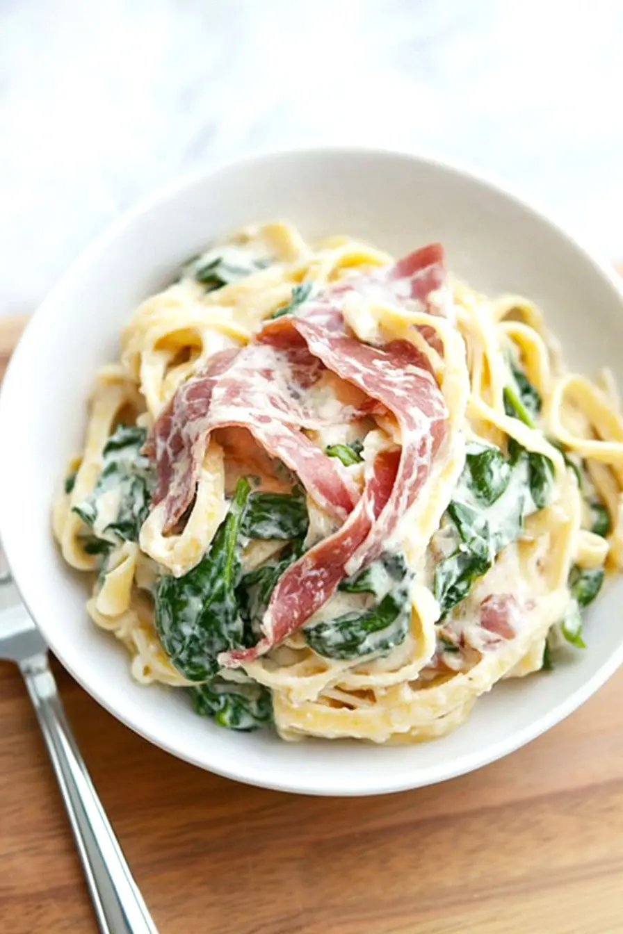 Delicious Prosciutto Pasta with Spinach