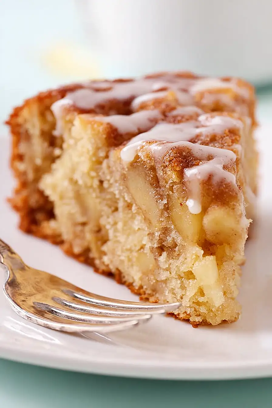 Cinnamon Apple Cake