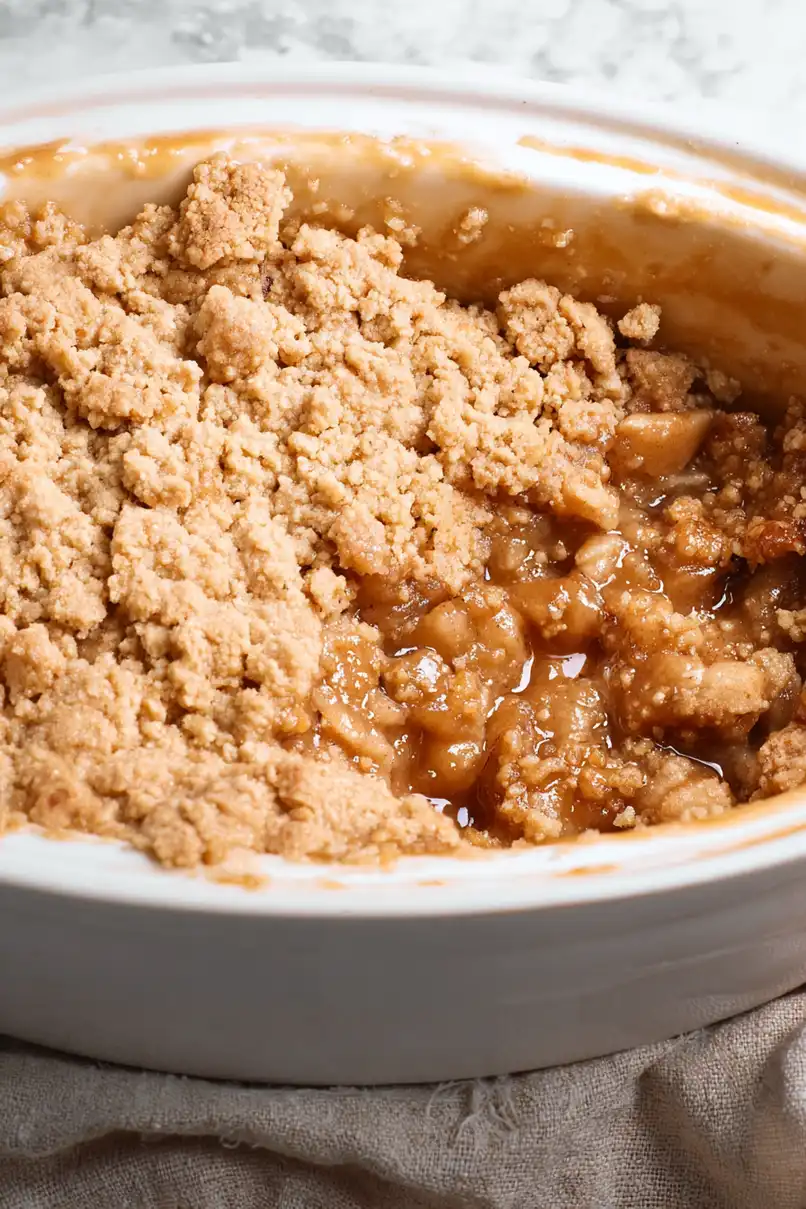 Tasty Crock Pot Apple Cobbler