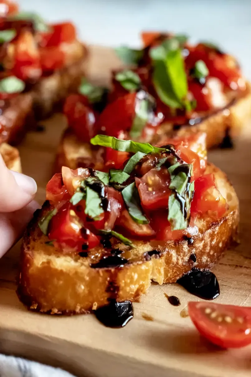 Juicy Bruschetta with Balsamic Glaze
