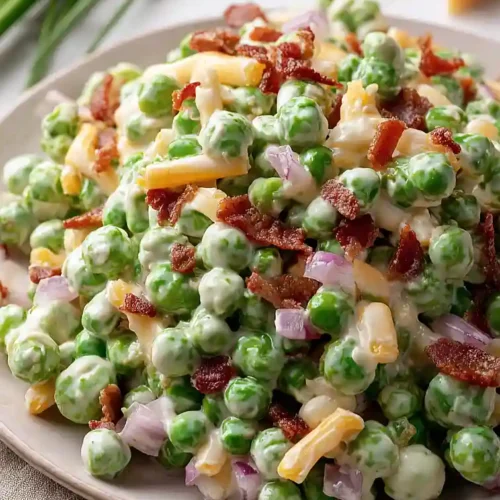 green pea salad with bacon and cheese